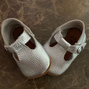 Mon petit size 1 silver t strap shoes